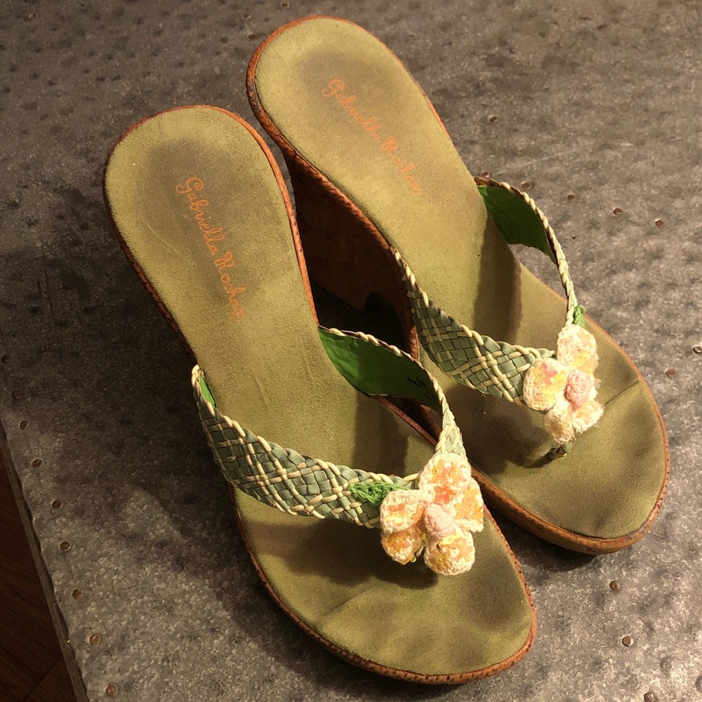 Gabriella Rocha Green Braided Wedge Sandals with Floral Accent & faux cork heel
